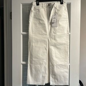 Stradivarius Jeans long skirt. White.
